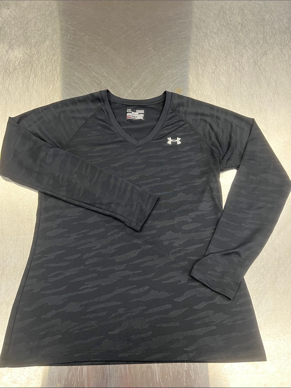 Under Armour Black Subtle Camo V-Neck Long Sleeve Top